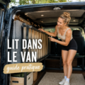 Un van aménagé en espace cocon confortable, idéal pour les escapades.