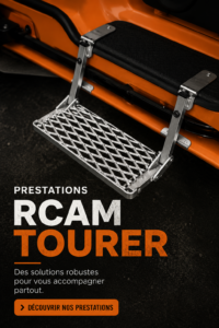 Un R'Cam Tourer sur la route, offrant des prestations de voyage confortables.