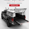 Un camion équipé d'accessoires A.R.E. pour une meilleure fonctionnalité.