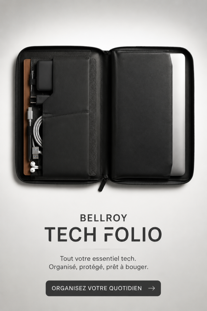 Folio tech Bellroy en cuir élégant, organisé sur un bureau