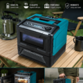 Four à micro-ondes portable de Makita sur un chantier, idéal pour les repas en déplacement.