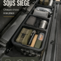 Rangement sous les sièges d'un véhicule professionnel bien organisé avec des accessoires pratiques