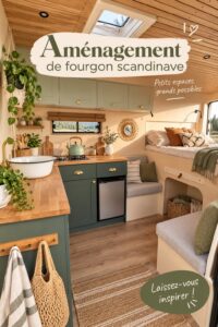 Aménagement scandinave d'un van avec des couleurs douces et des matériaux naturels.